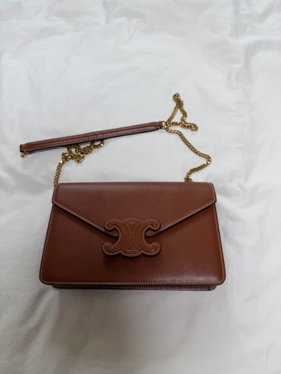 셀린느 크로스백 상품이미지1