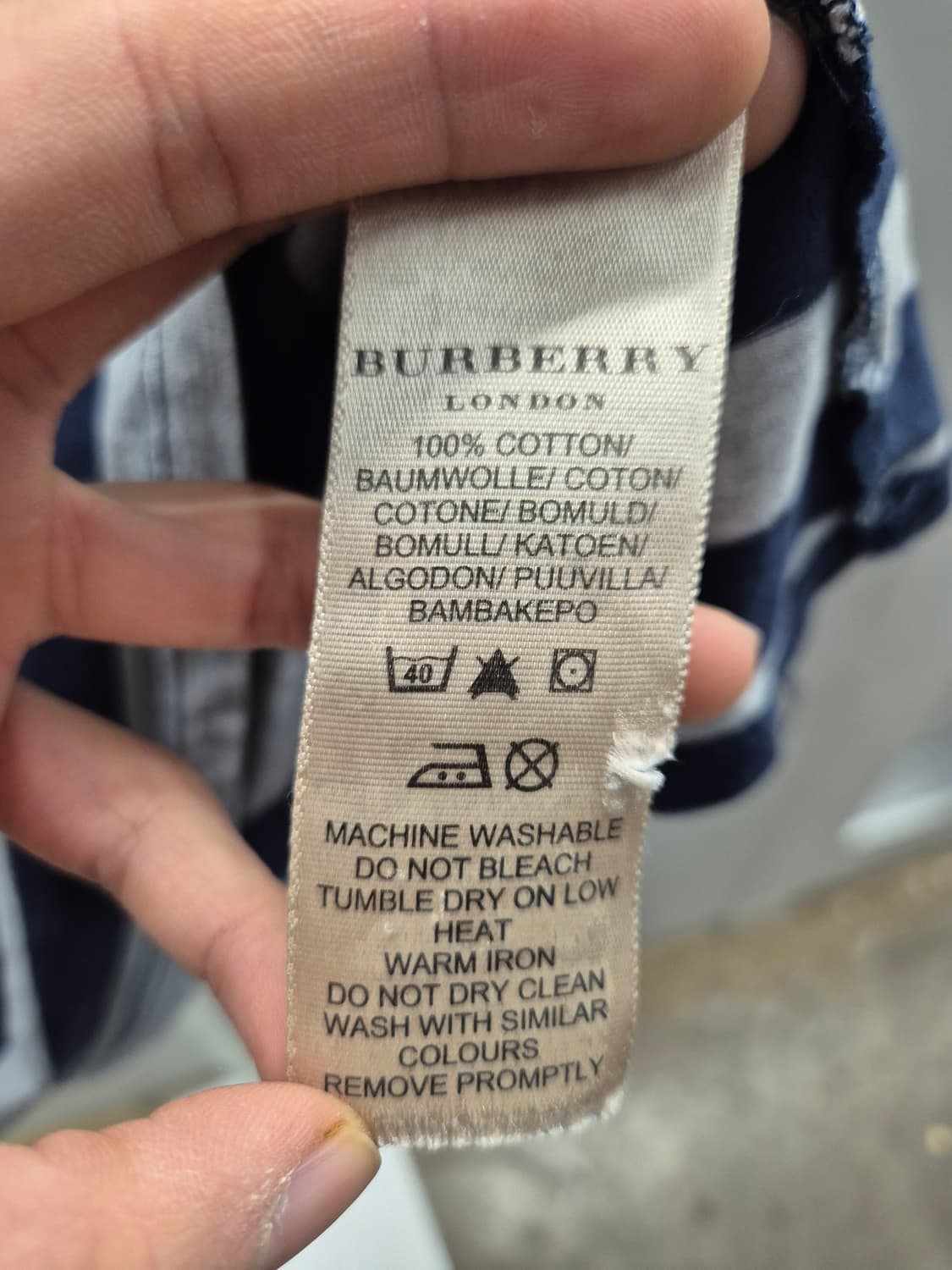 버버리 스트라이프 반팔티셔츠 M 상품이미지5