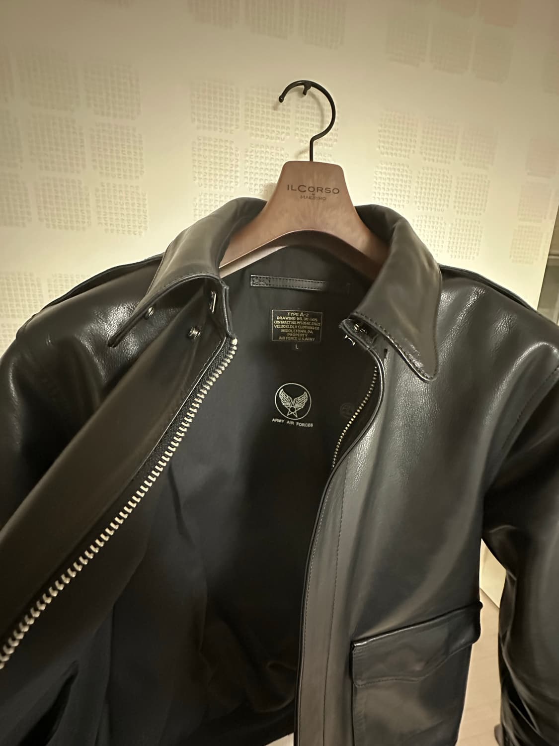 veluokldly a2자켓 말가죽 L사이즈 팝니다.  상품이미지3