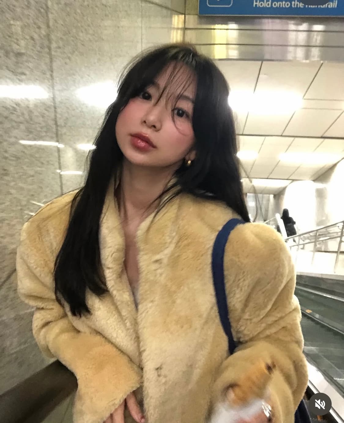 새상품)파르벵 farven 울 쉐어링 퍼 하프 자켓 코트 상품이미지5