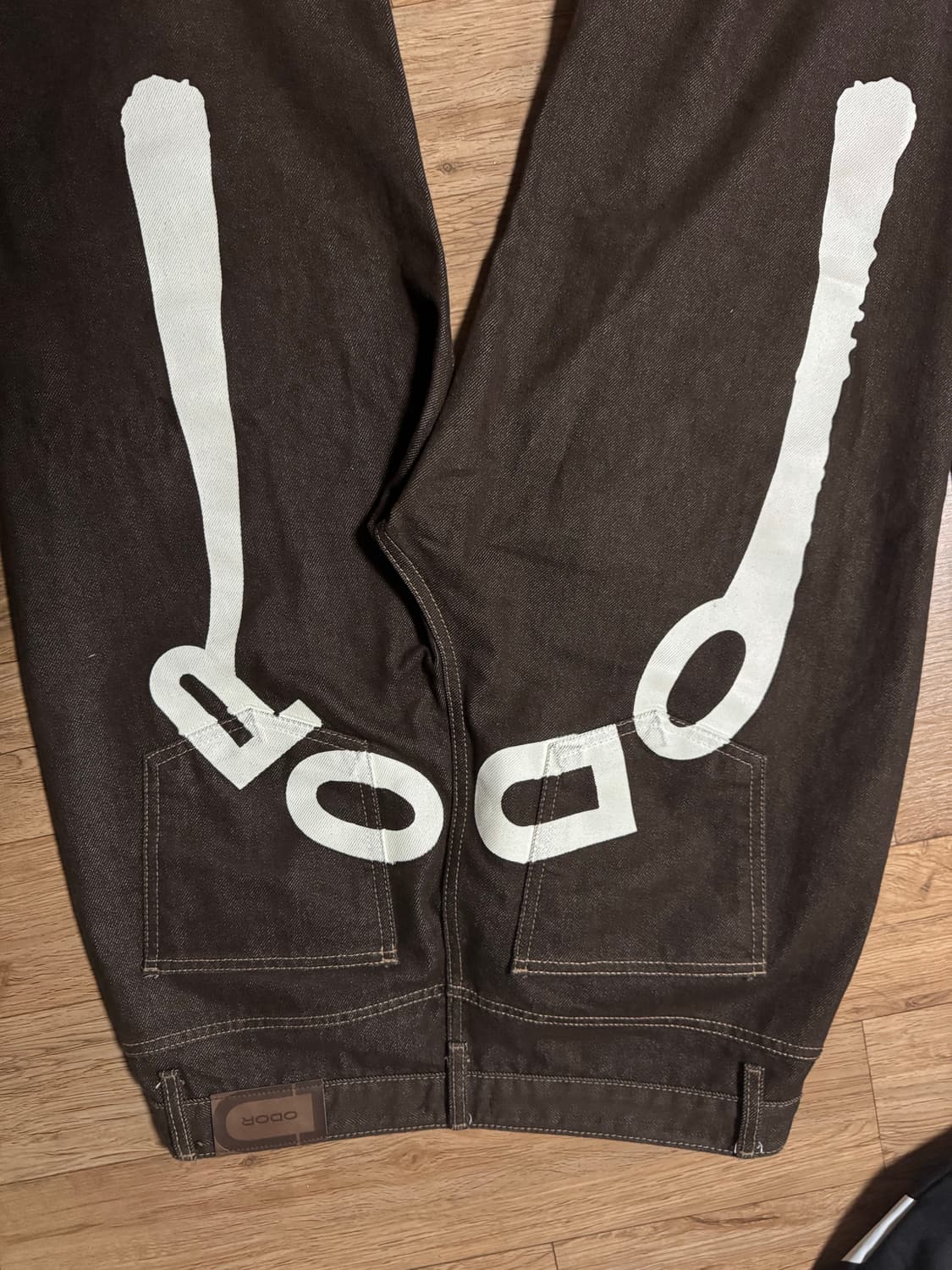 오도어 로고 드랍 크림 한정판 상품이미지1