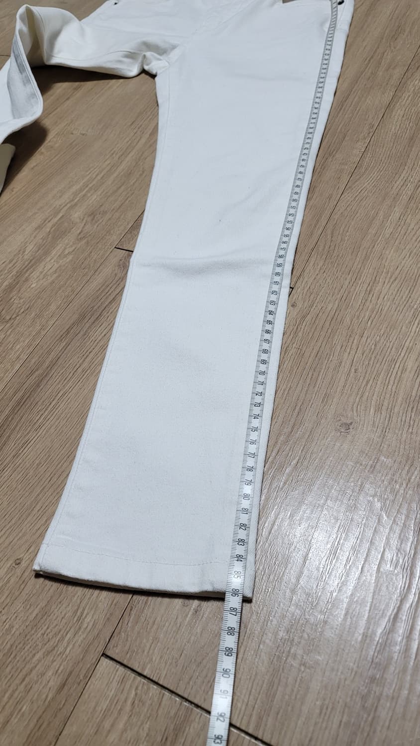 생로랑 여성 화이트 슬림 데님 26 상품이미지6