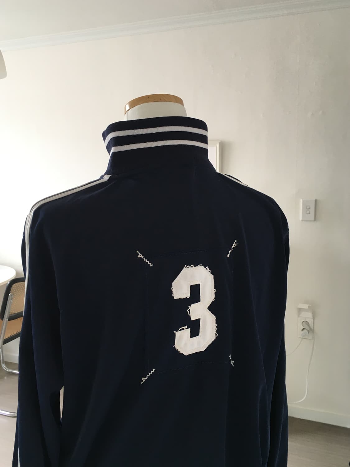 폴로에센 네이비 트랙탑 져지 상품이미지4