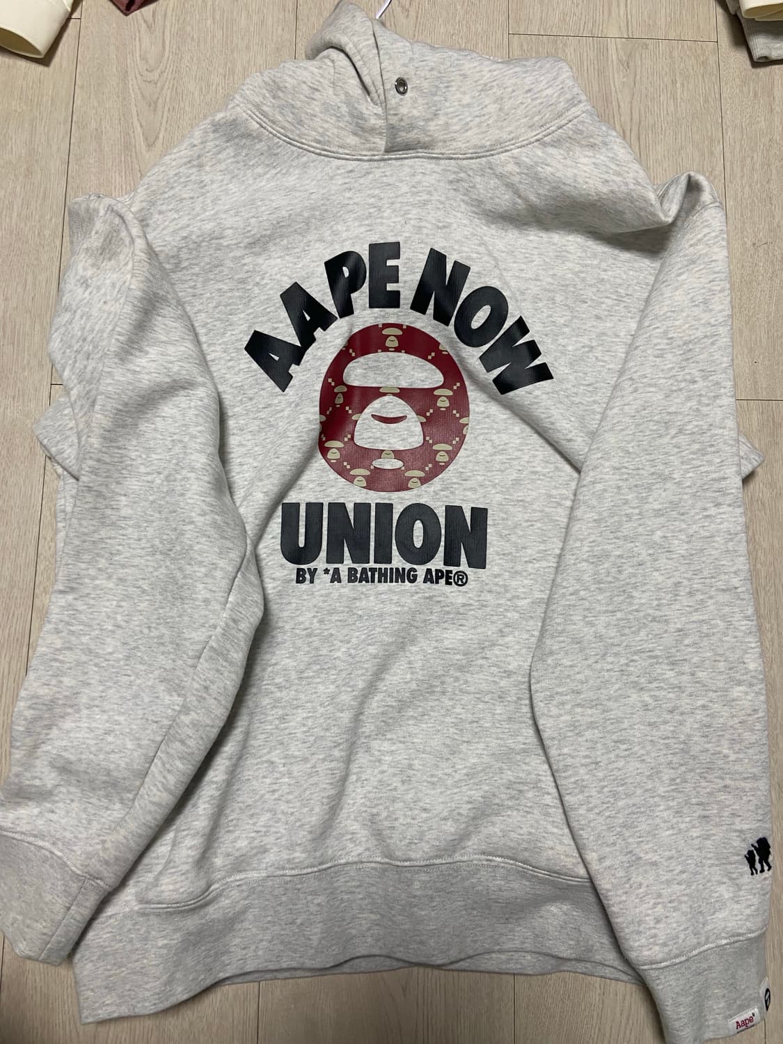 에이프 후드티 상품이미지1