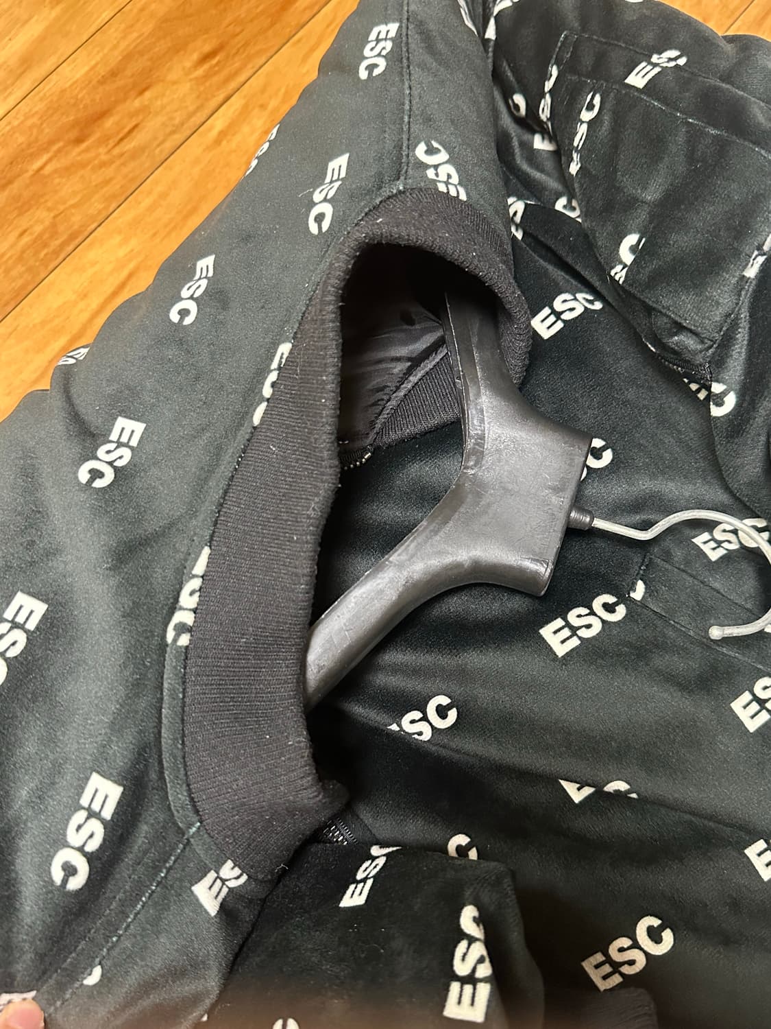 ESC studio 벨벳 크롭 봄버점퍼 상품이미지7