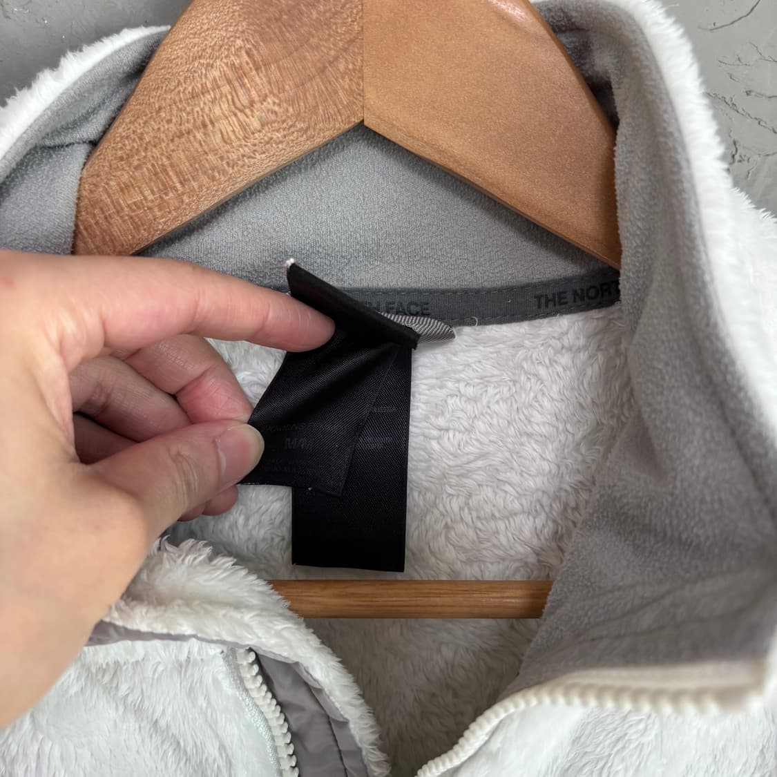 노스페이스 쉐르파 플리스 화이트 상품이미지3