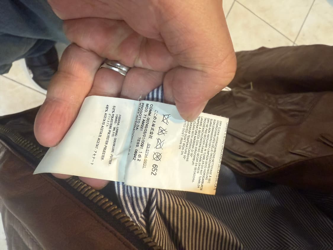 48/95 정품 디스퀘어드2 가죽자켓 팝니다 상품이미지5