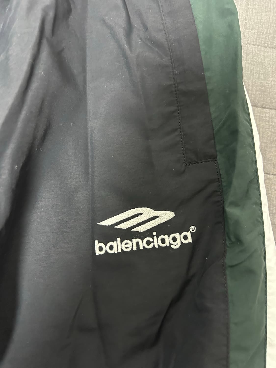 [XXS] 발렌시아가 3B 아이콘 로고 트랙 팬츠 오버핏 상품이미지3