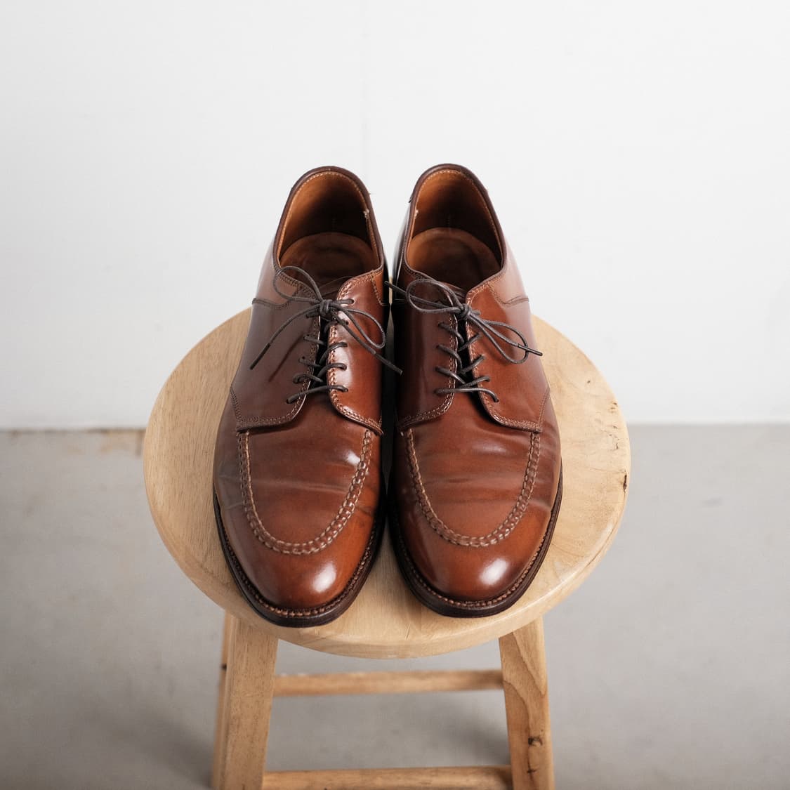 알든 99358 10D 위스키&마호가니 쉘 코도반 새들슈즈 상품이미지2