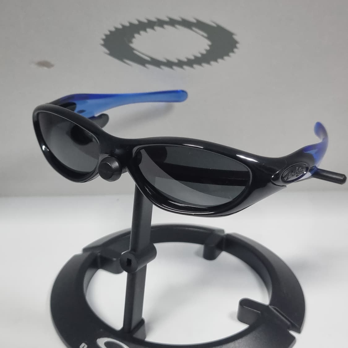 오클리 포켓(2003) 폴리쉬드 블랙 새렌즈 상품이미지2