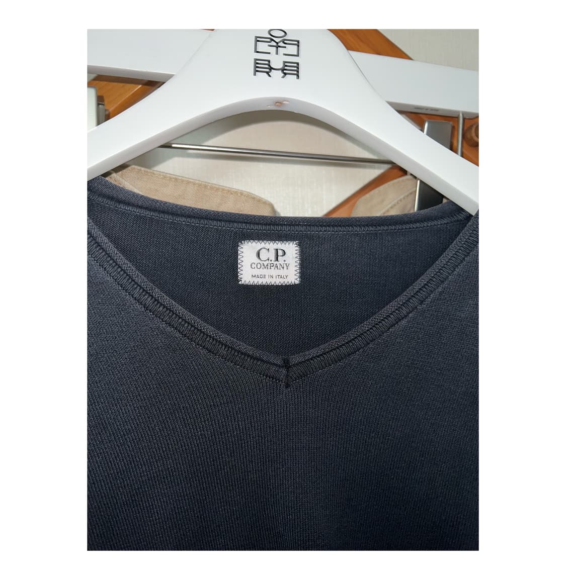 Cp company v-neck 상품이미지5