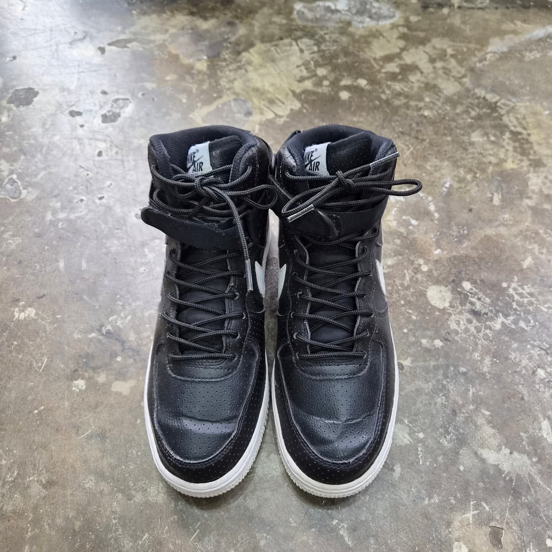 260) 나이키 에어포스 퍼펙트블랙 운동화 스니커즈 상품이미지2