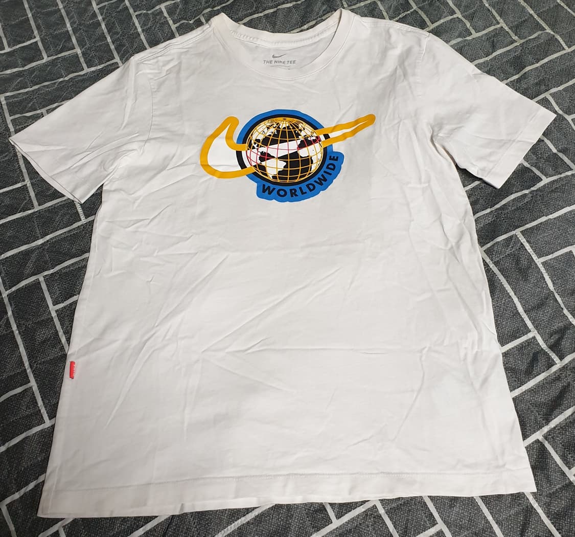 나이키 NSW 스우시 월드와이드 반팔티 (M) 상품이미지1