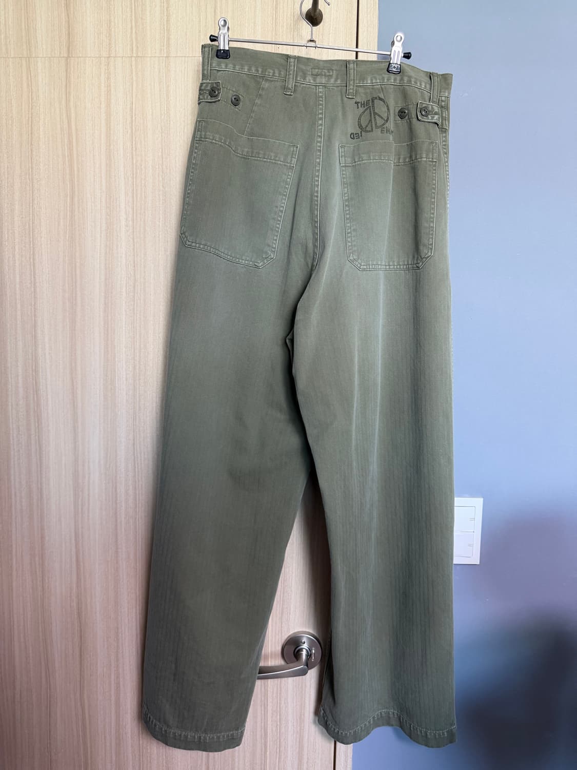 [2] 캐피탈 헤링본 퍼티그 배기팬츠 카키 상품이미지5