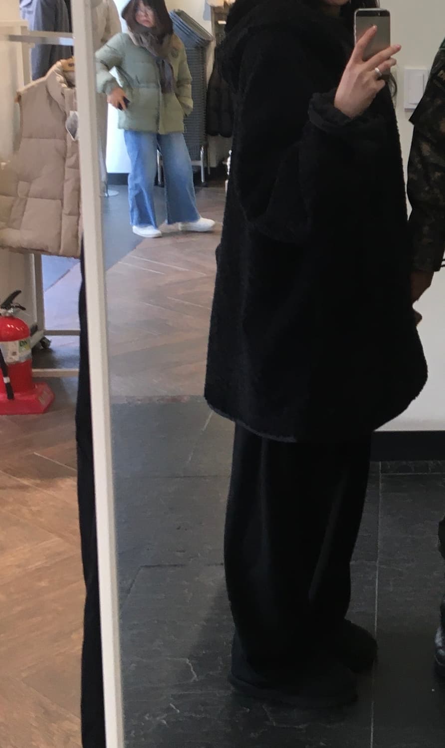 아모멘토 KBF(키티버니포니) Fur oversized robe 상품이미지4