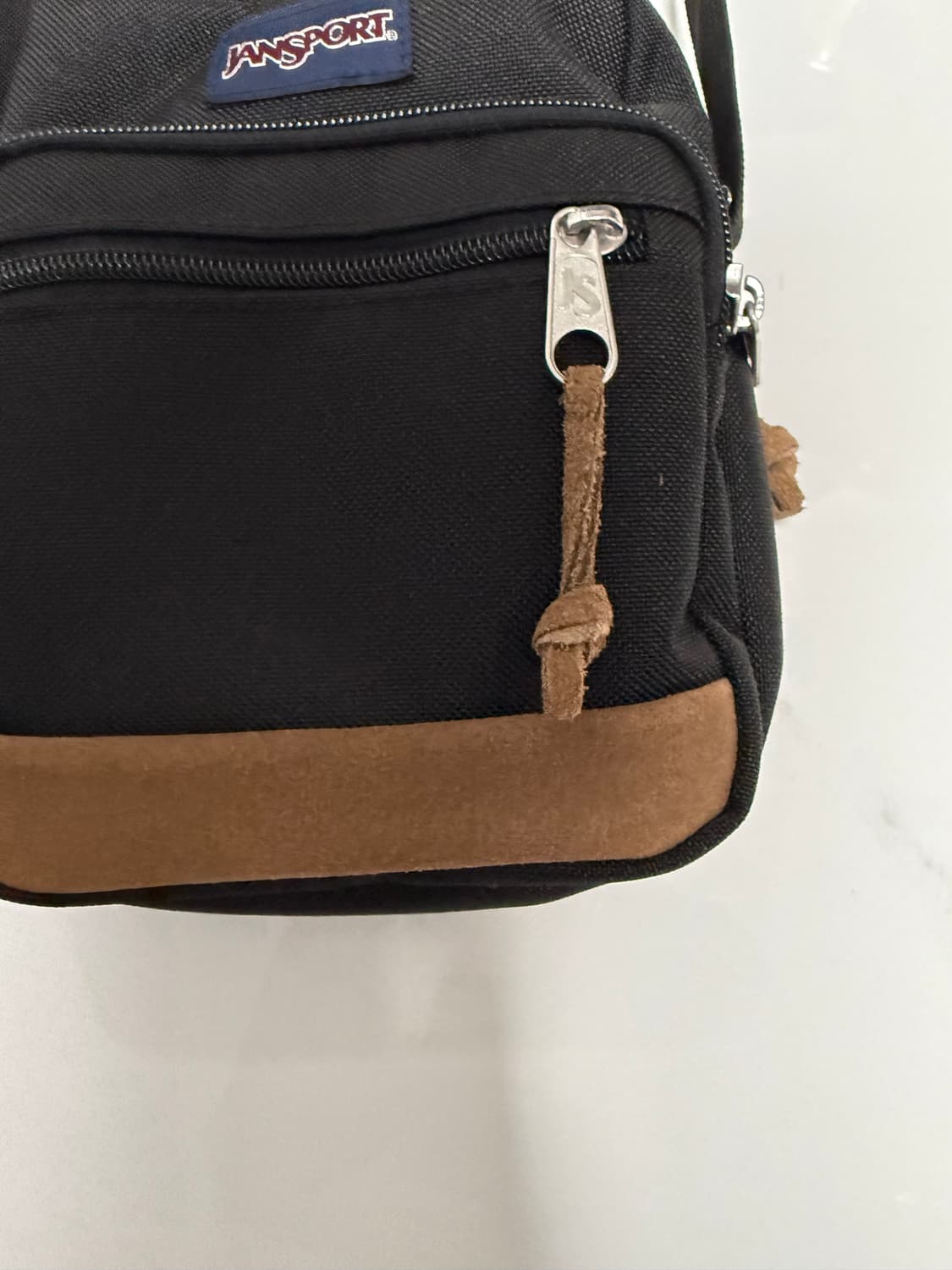 잔스포츠 미니 크로스백 상품이미지4