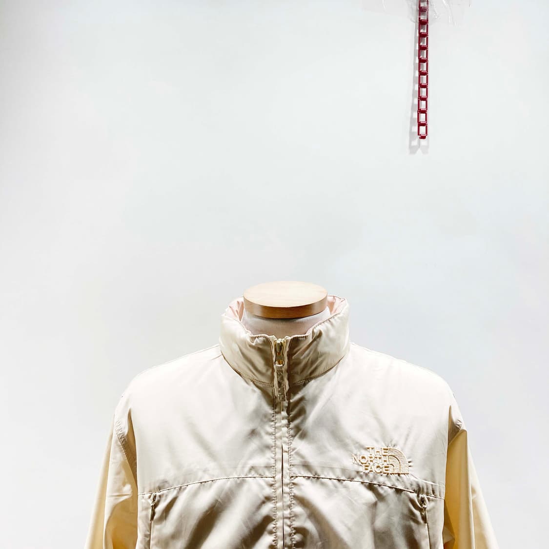 노스페이스 남성바람막이집업 90L 진스센스 상품이미지2