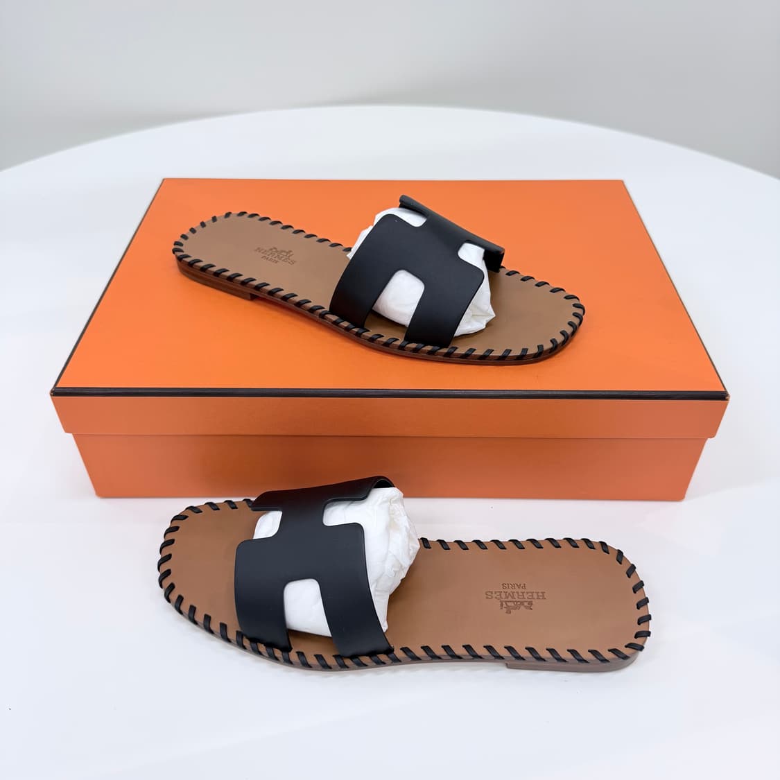 [미사용/235] 에르메스 이즈미르 투톤 스티치 샌들 슬리퍼 상품이미지2