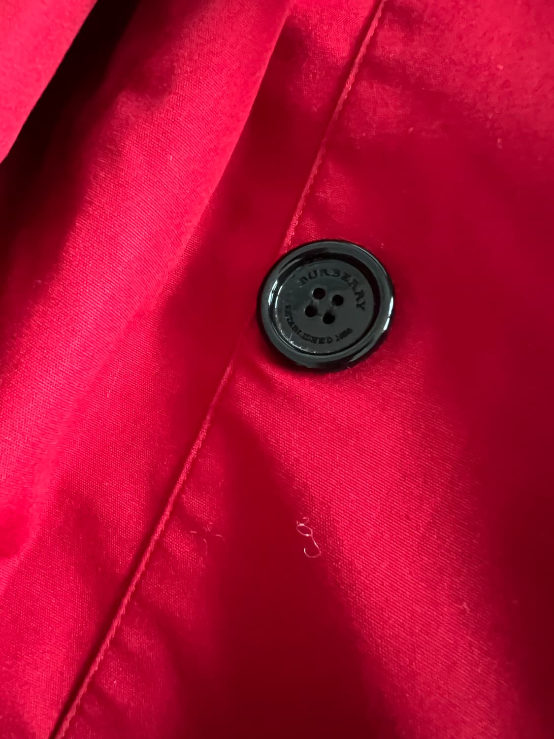 버버리 레드 컬러 트렌치코트 상품이미지5