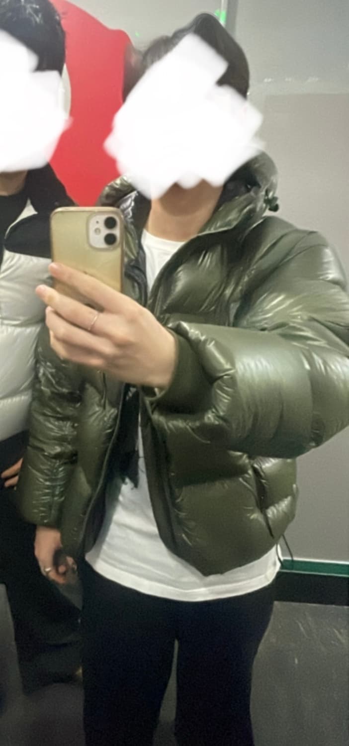 무신사 스탠다드 패딩 카키 M사이즈 판매합니다! 상품이미지2