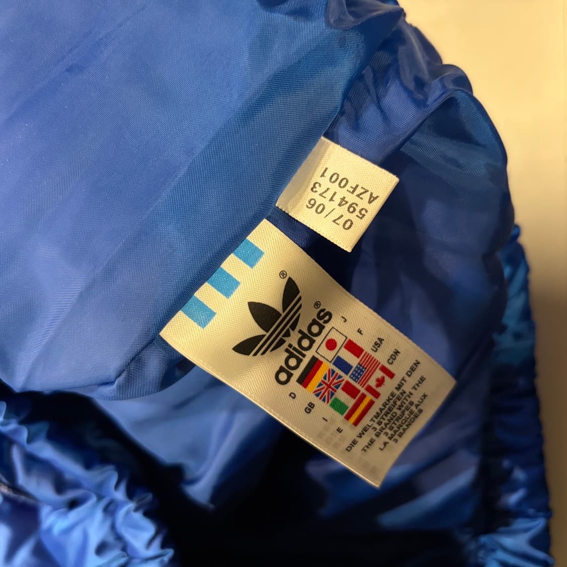 [105] 06s 아디다스 컬러블록 다운 패딩 조끼 블루 D88 상품이미지7