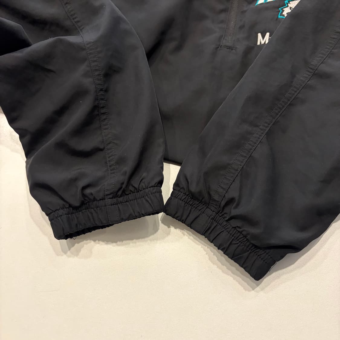 [M] 11s 아디다스 AUBURN 아노락 블랙 바람막이 자켓 D866 상품이미지9