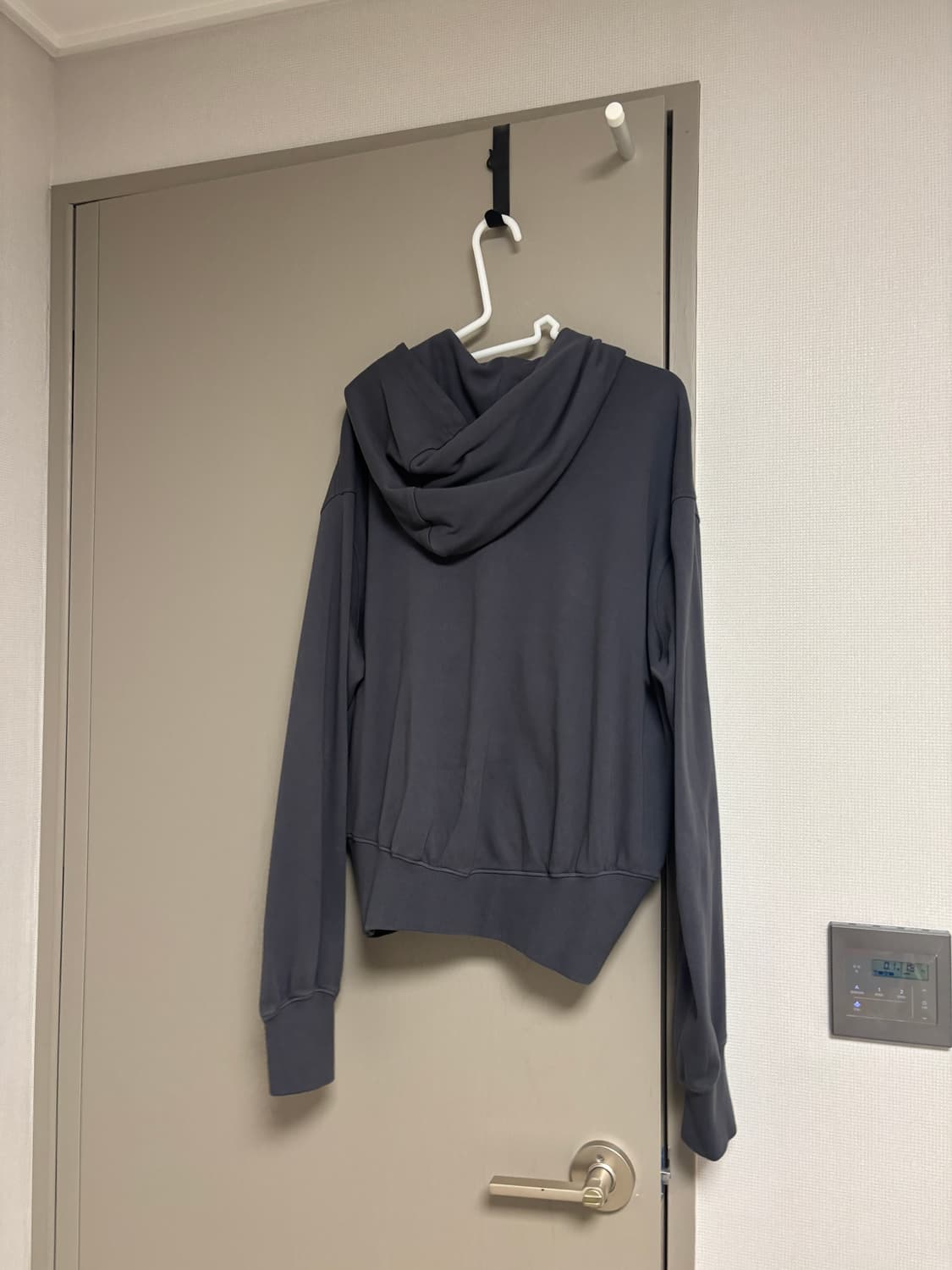 누마레 EE 차콜 후드집업 XL 상품이미지3