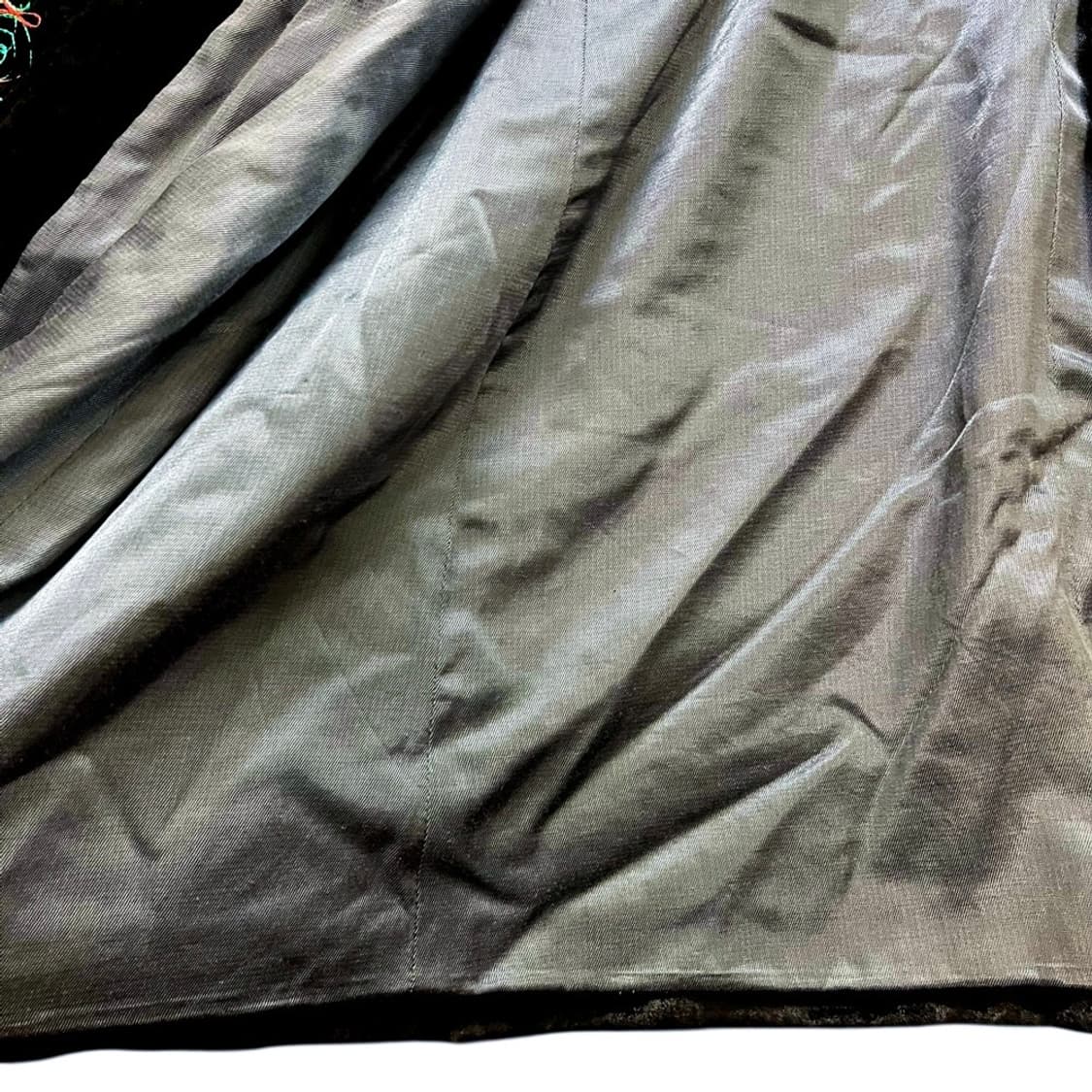 EMBROIDERED VELVET COAT 상품이미지5