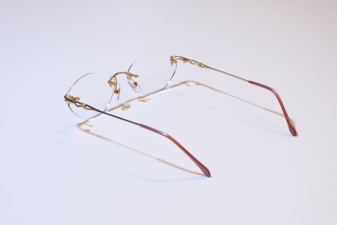 [Vintage] L.D.como 티타늄 림리스 안경 (핑크 템플) 상품이미지3