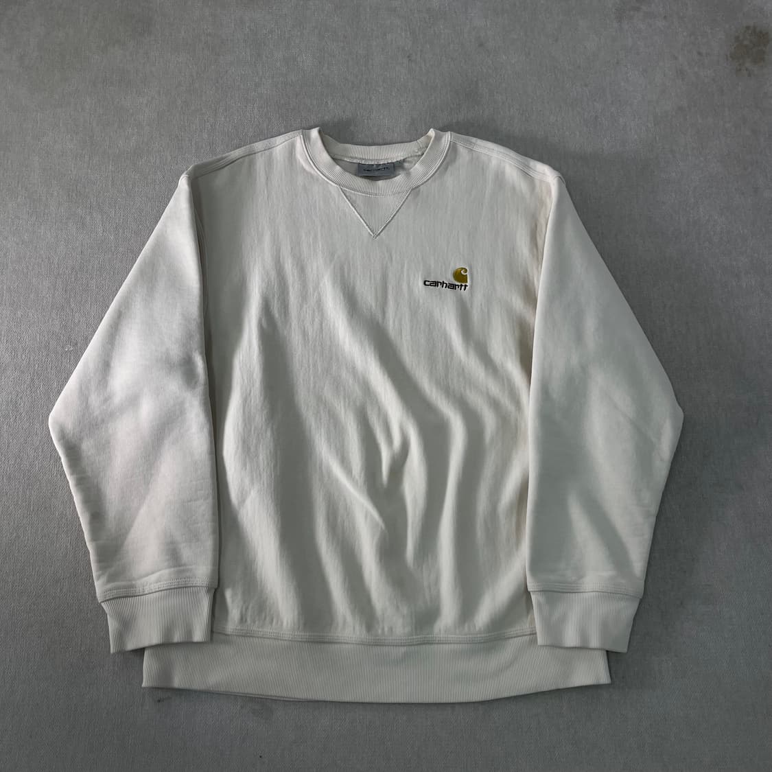 100 칼하트 wip 자수 맨투맨 상품이미지1