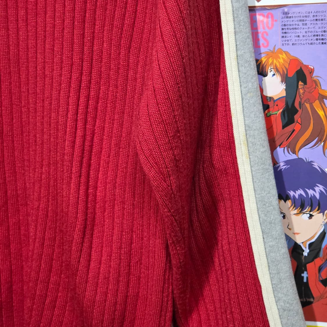 후부 데님 배색 레드 니트 집업  상품이미지9