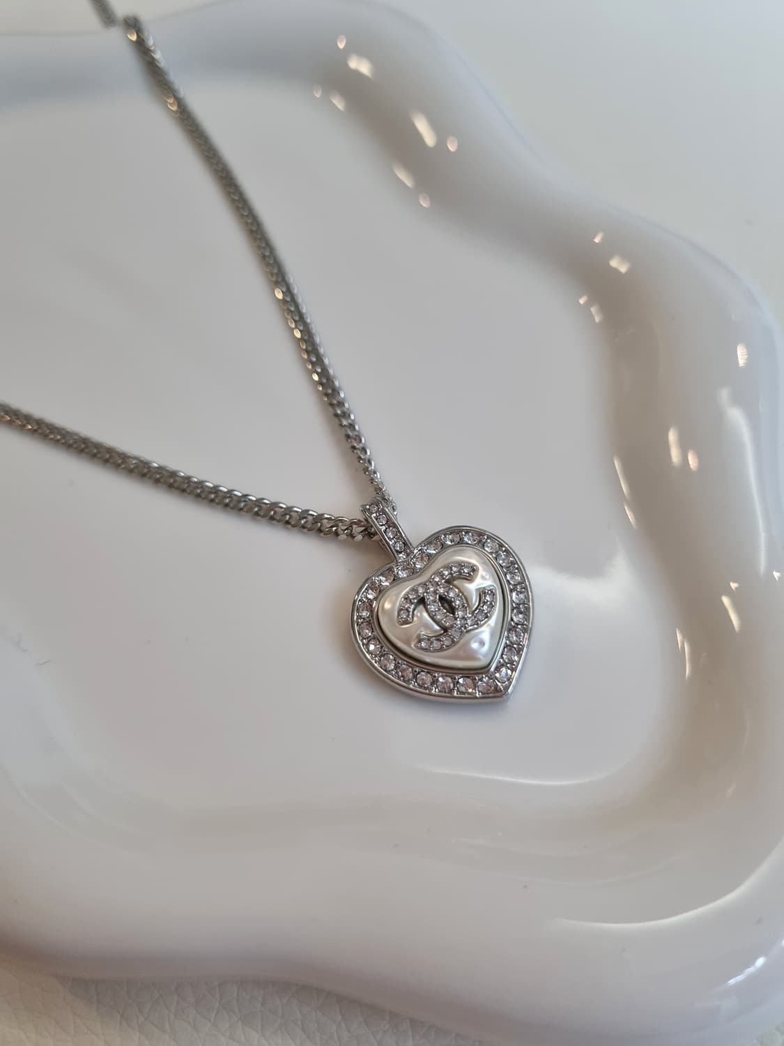 샤넬 진주 큐빅하트 체인목걸이 은장 업사이클링 상품이미지1