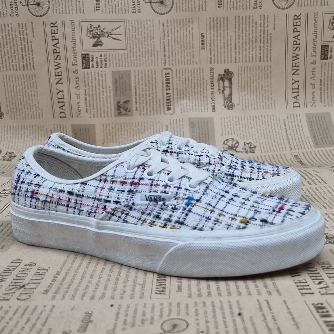 반스 어센틱 트위드 여성스니커즈 230 상품이미지1