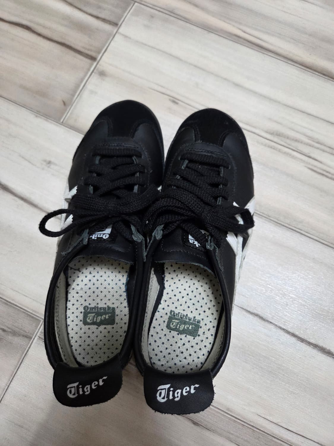 오니츠카 타이거 멕시코 66 블랙 235 상품이미지4