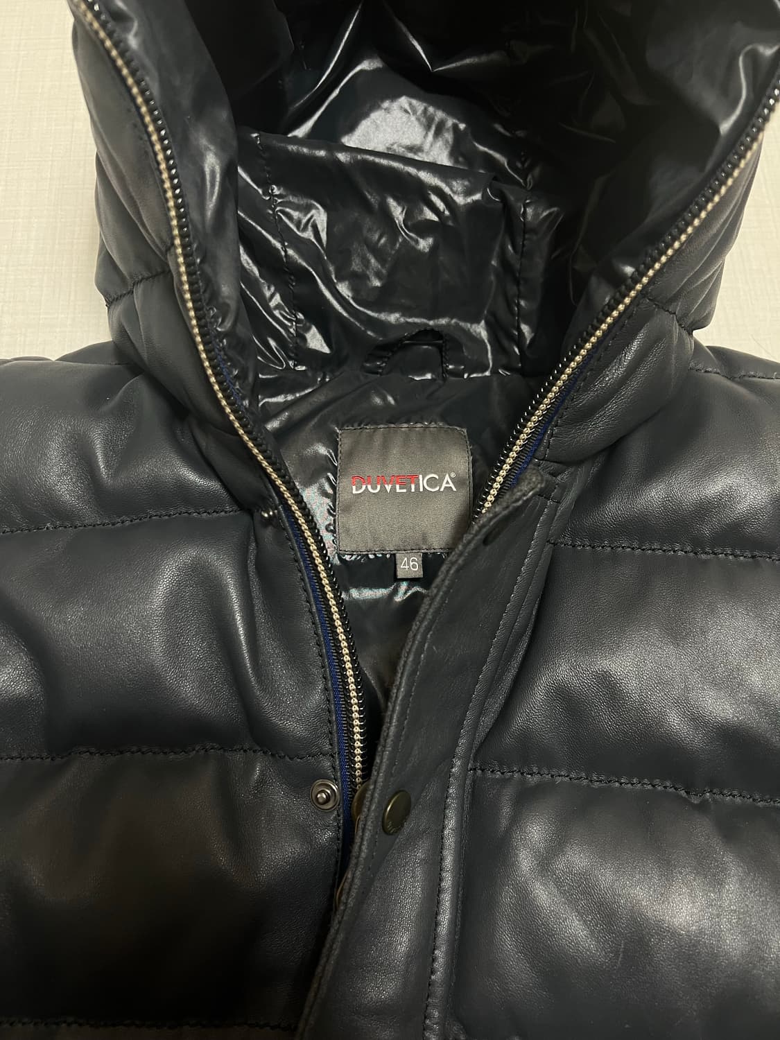 듀베티카 12fw 김프 레더 다운자켓 상품이미지4