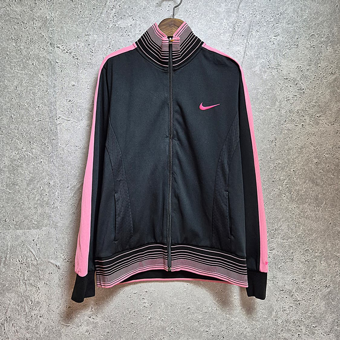 NIKE 나이키 블랙핑크 스우시 여성 저지 상품이미지1