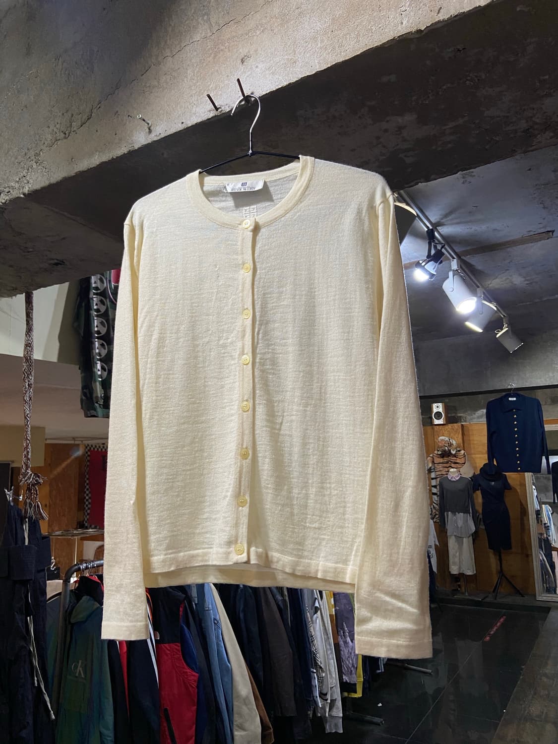 90s GIVENCHY 지방시 아이보리 컬러 가디건 상품이미지2