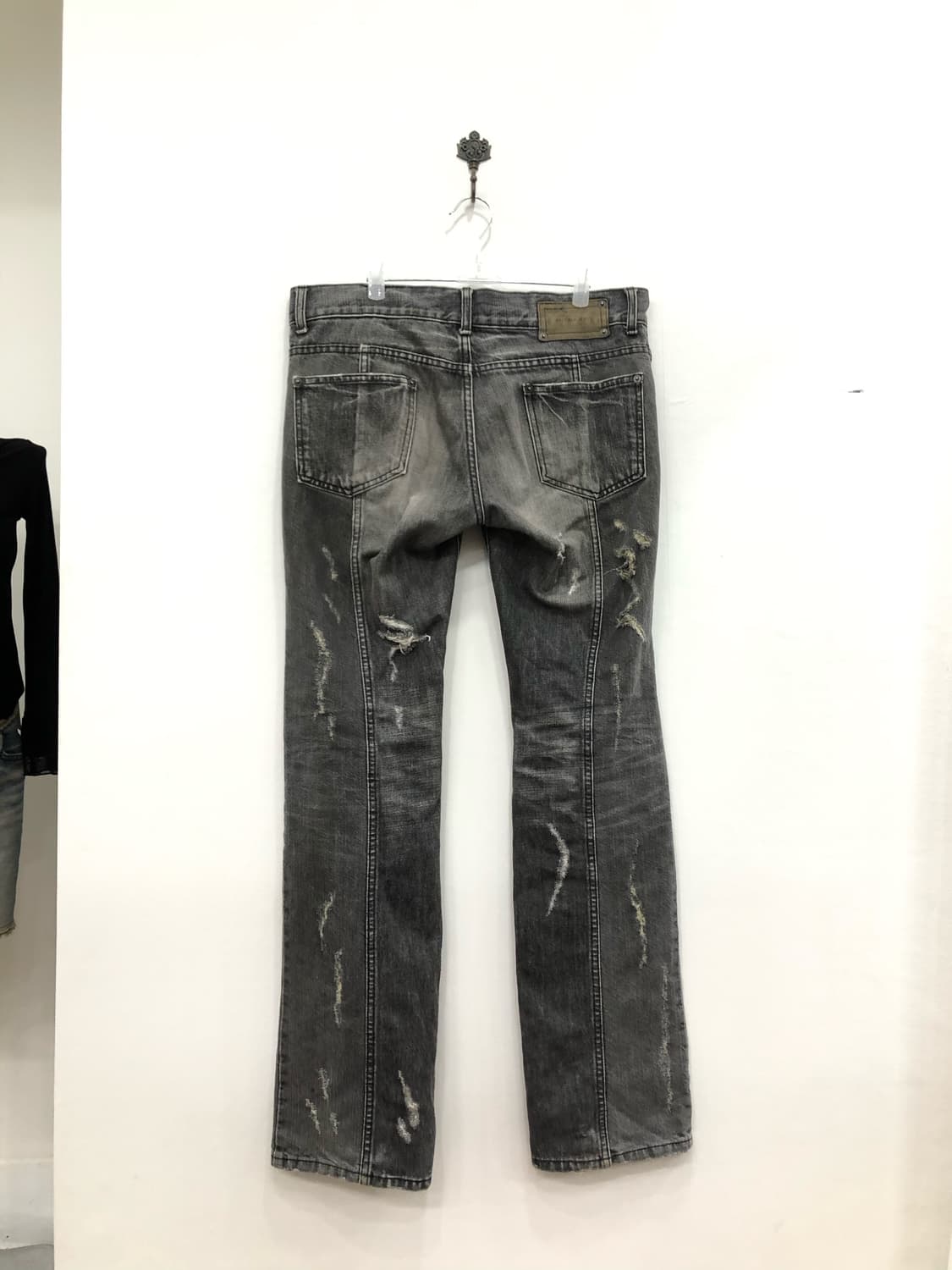 gold pearl grunge grey jeans 상품이미지5