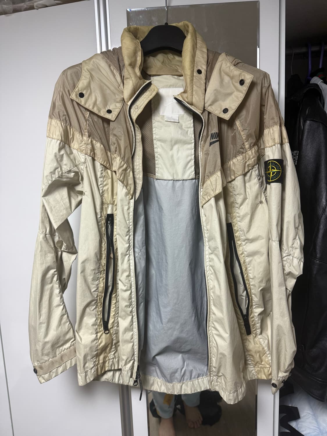 스톤아일랜드 나이키 윈드러너 상품이미지1