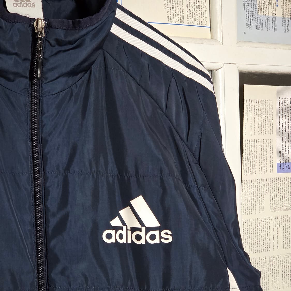 아디다스 삼선 라인 네이비 누빔 점퍼 상품이미지4