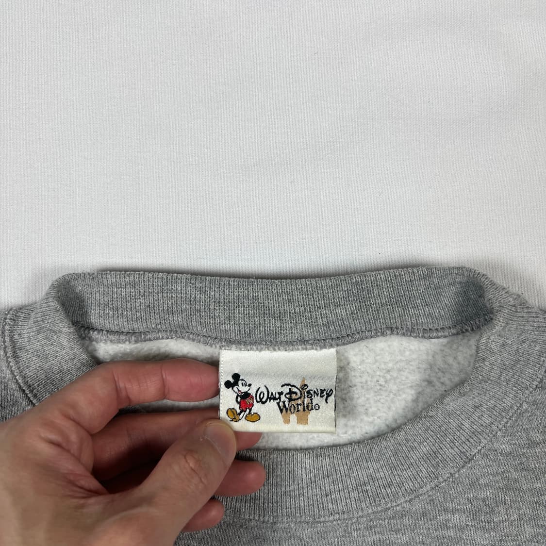 90‘s 디즈니 미키마우스 카툰 프린트 맨투맨 상품이미지6