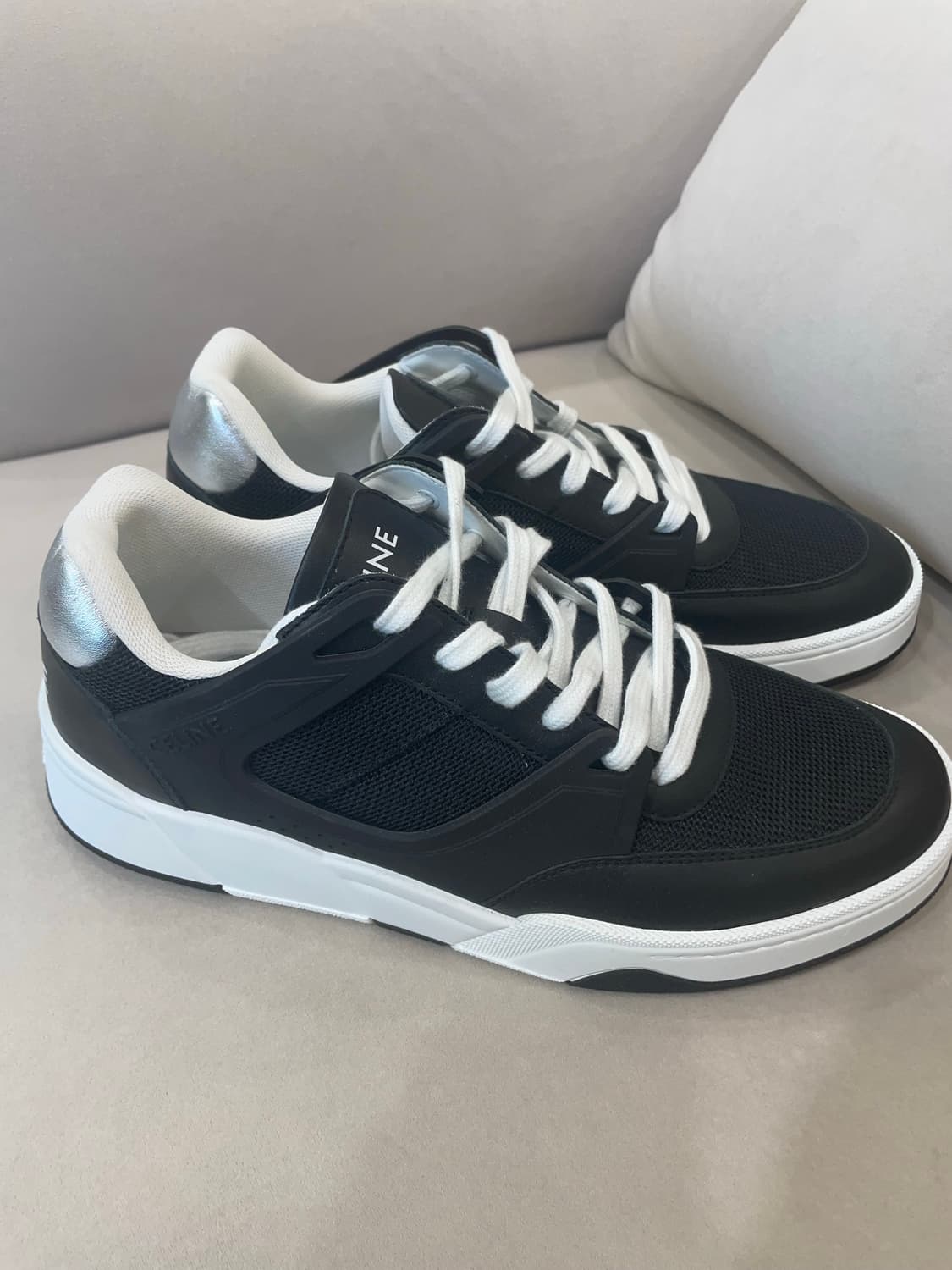 셀린느 스니커즈 상품이미지2