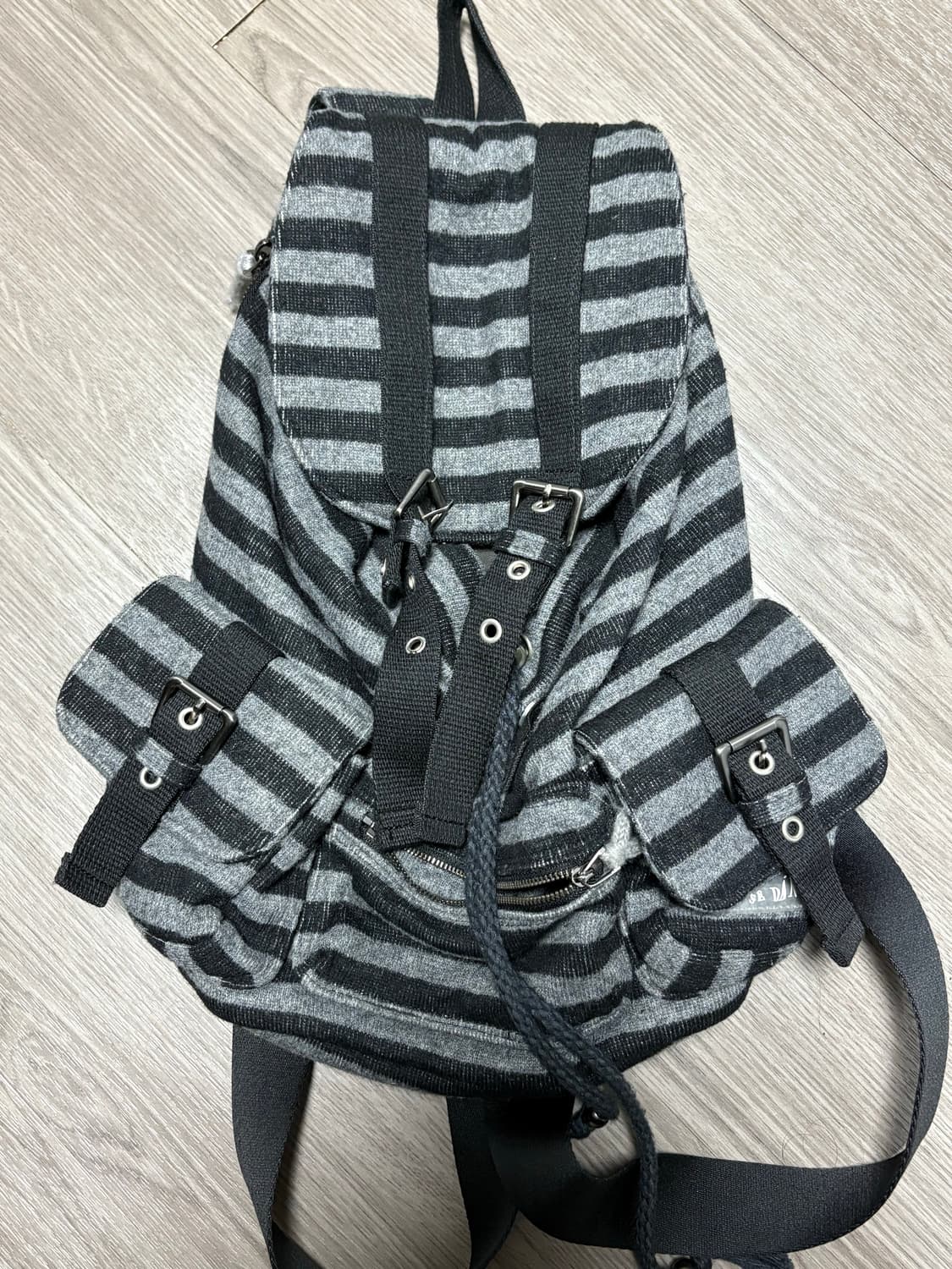 텐스댄스 WOOL STRIPE BACKPACK_BLACK 상품이미지2