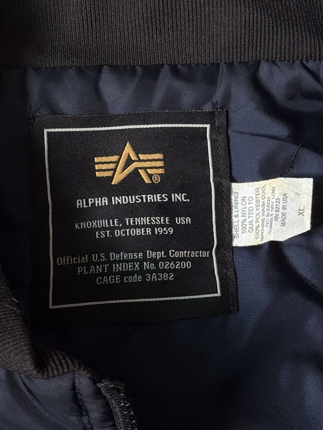 90s USA 알파인더스트리 나일론 퀼팅 자켓 (110) 상품이미지3