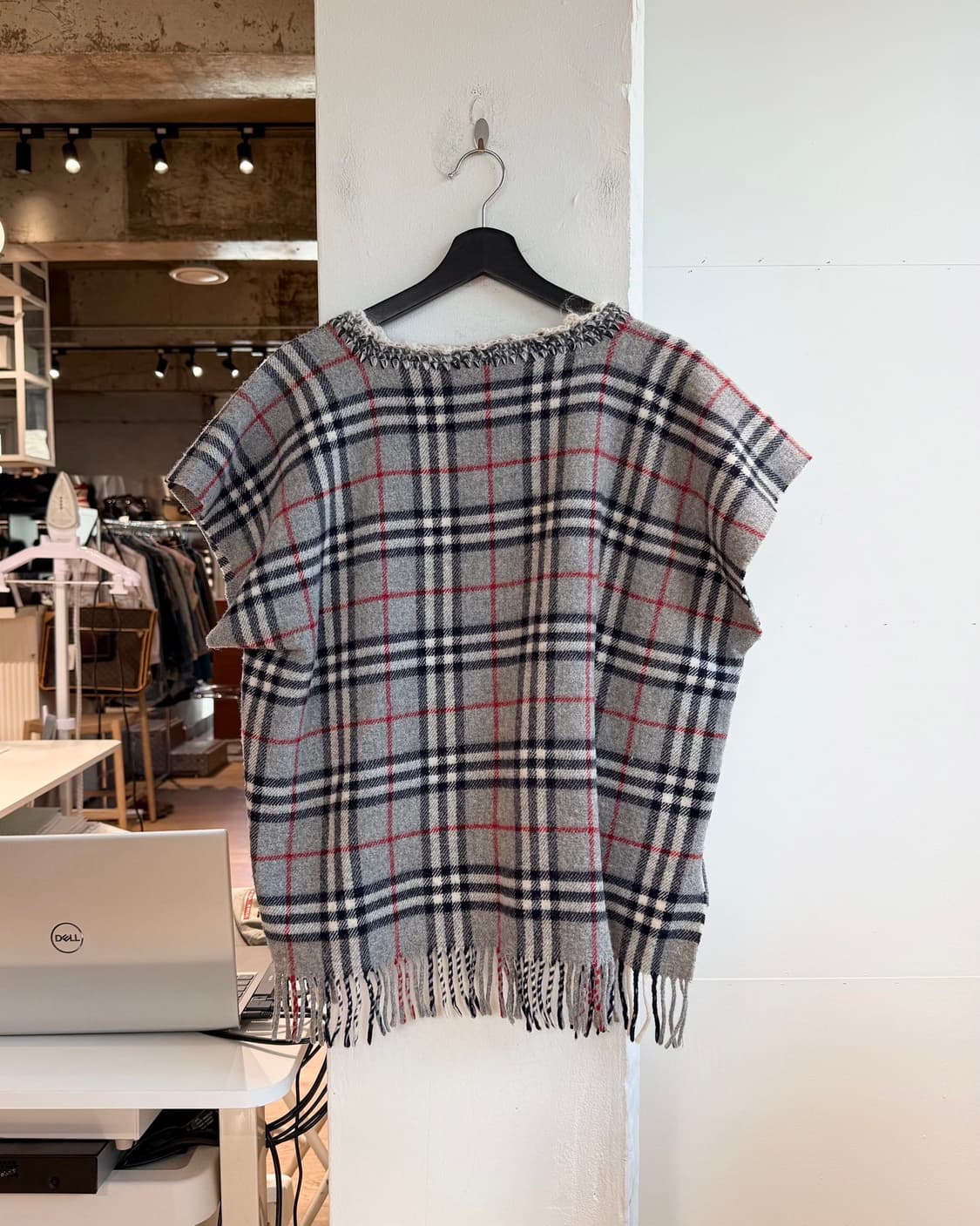 버버리 그레이 노바체크 울 케이프 상품이미지6