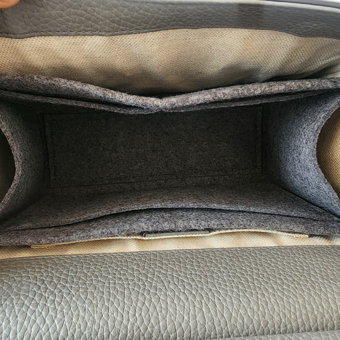 초민트급 구찌 GG 마몽 탑핸들 숄더백 스몰 그레이 상품이미지10