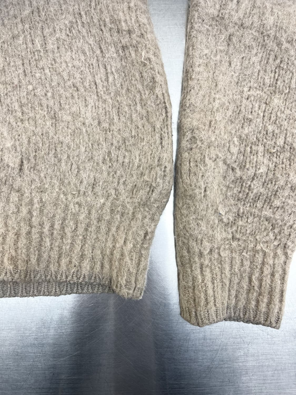 아미 22fw 브러쉬드 알파카 울 니트 상품이미지6