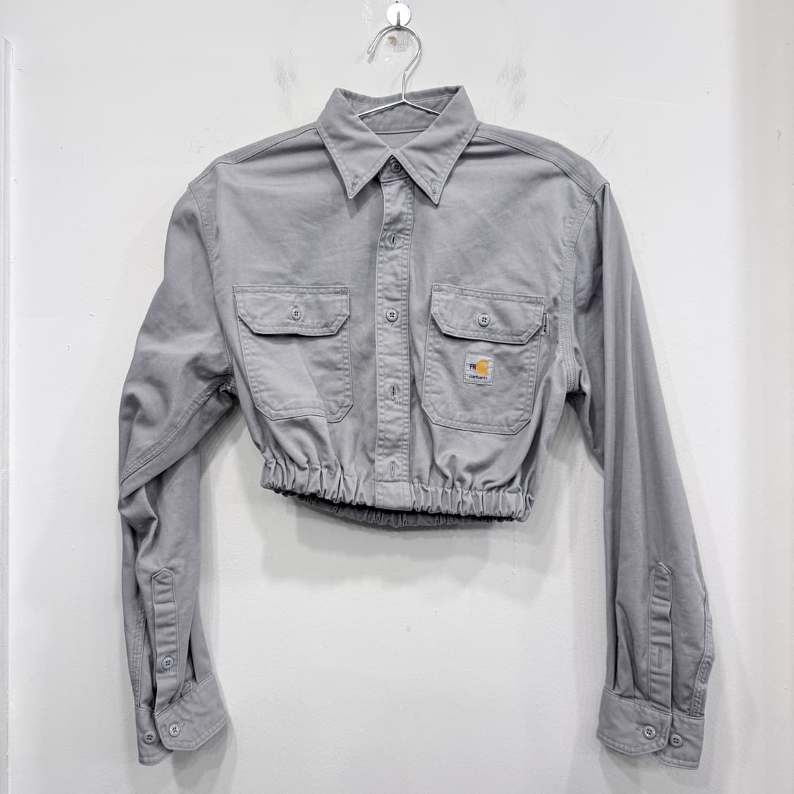 칼하트 크롭자켓 상품이미지1