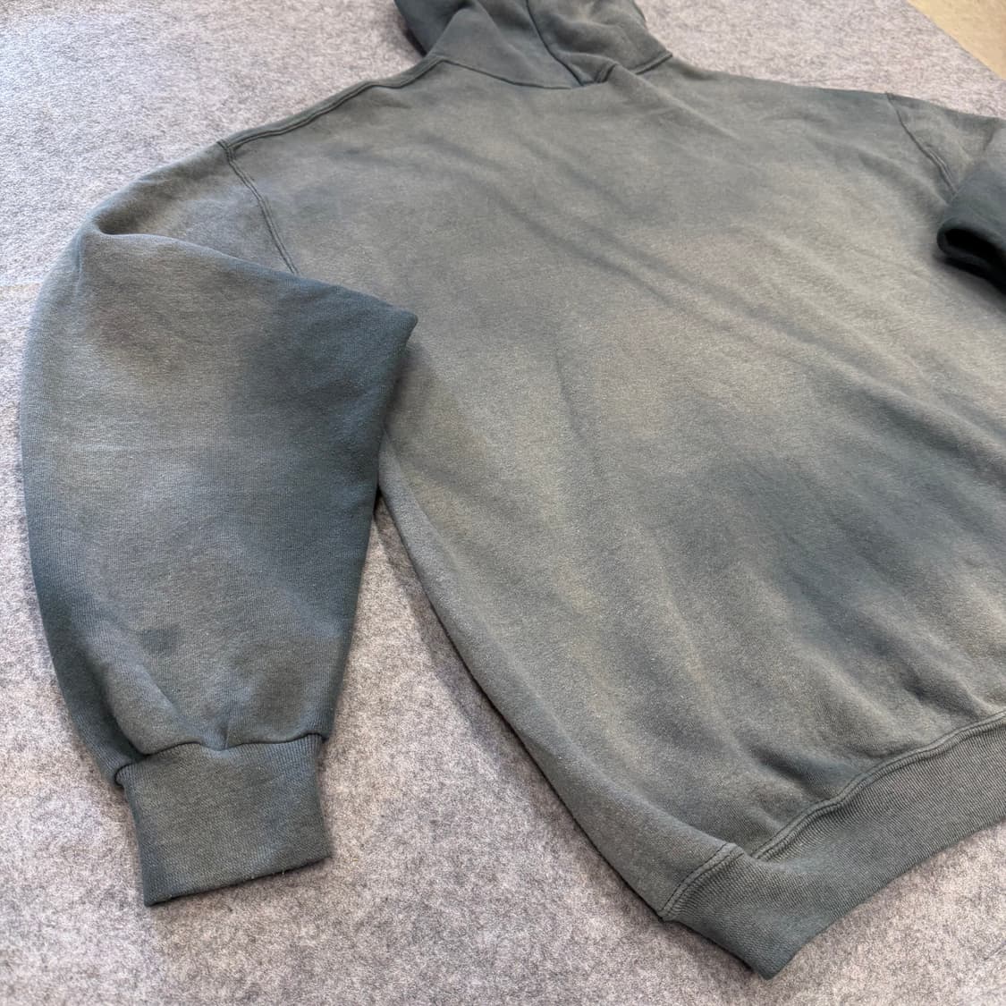 90s Vintage Russell Sun Faded Hoodie 상품이미지7