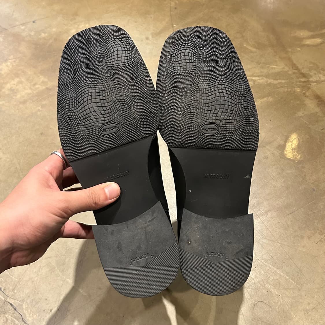 255) 마이크로데이 카우 하이드 레더 스퀘어토 첼시 부츠 상품이미지7